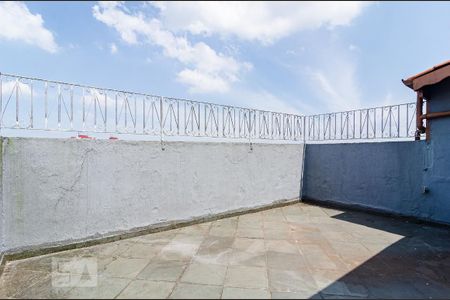 Apartamento à venda com 125m², 3 quartos e 2 vagas Apartamento à venda com 125m², 3 quartos e 2 vagasTerraço