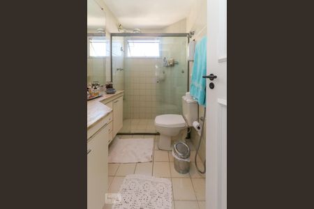 Apartamento à venda com 88m², 2 quartos e 2 vagas Apartamento à venda com 88m², 2 quartos e 2 vagasSuíte