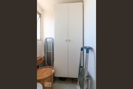 Apartamento à venda com 88m², 2 quartos e 2 vagas Apartamento à venda com 88m², 2 quartos e 2 vagasÁrea de serviço