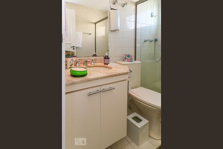 Apartamento à venda com 88m², 2 quartos e 2 vagas Apartamento à venda com 88m², 2 quartos e 2 vagasBanheiro