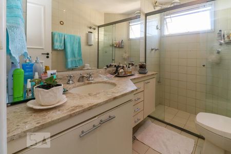 Apartamento à venda com 88m², 2 quartos e 2 vagas Apartamento à venda com 88m², 2 quartos e 2 vagasSuíte