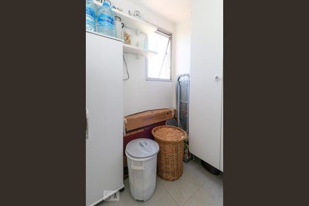 Apartamento à venda com 88m², 2 quartos e 2 vagas Apartamento à venda com 88m², 2 quartos e 2 vagasÁrea de serviço