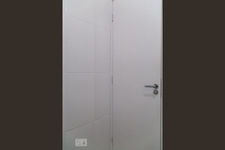 Banheiro de kitnet/studio para alugar com 1 quarto, 22m² em Jardim Oriental, São Paulo