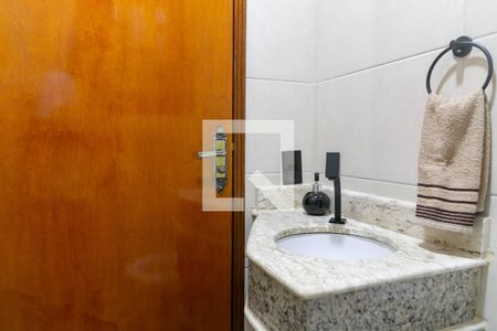 Casa à venda com 175m², 3 quartos e 3 vagasBanheiro