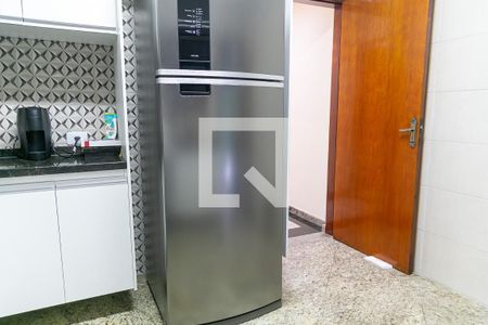 Casa à venda com 175m², 3 quartos e 3 vagasCozinha