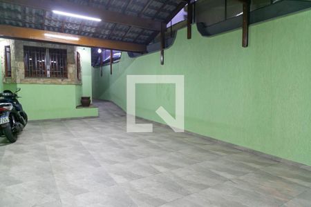 Casa à venda com 175m², 3 quartos e 3 vagasGaragem