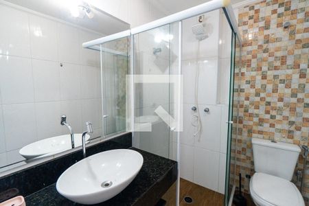 Banheiro da Suíte 1 de casa para alugar com 3 quartos, 150m² em Parque Jabaquara, São Paulo