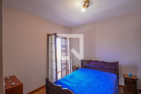 Casa à venda com 198m², 3 quartos e 3 vagasQuarto 2