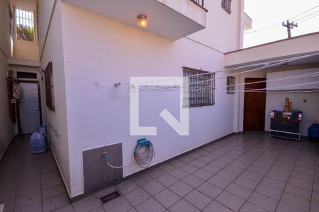 Casa à venda com 198m², 3 quartos e 3 vagasQuintal