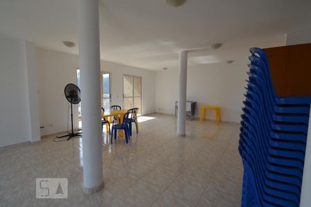 Apartamento para alugar com 56m², 2 quartos e 1 vaga Apartamento para alugar com 56m², 2 quartos e 1 vagaÁrea comum - Salão de festas