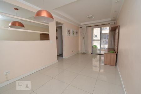 Sala de apartamento para alugar com 2 quartos, 56m² em Vila Galvão, Guarulhos