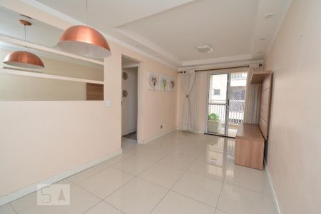 Sala de apartamento para alugar com 2 quartos, 56m² em Vila Galvão, Guarulhos