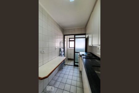 Cozinha de apartamento para alugar com 3 quartos, 73m² em Cambuci, São Paulo