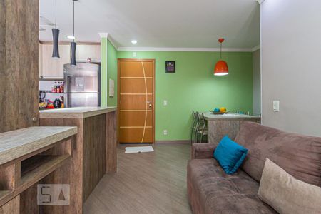 Sala de apartamento para alugar com 2 quartos, 53m² em Jardim Santo André, Santo André