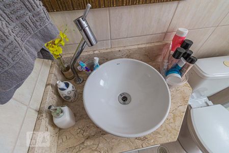 Apartamento para alugar com 53m², 2 quartos e 1 vaga Apartamento para alugar com 53m², 2 quartos e 1 vagaBanheiro - Torneira