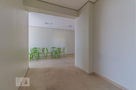 Apartamento para alugar com 53m², 2 quartos e 1 vaga Apartamento para alugar com 53m², 2 quartos e 1 vagaÁrea comum - Salão de Festas