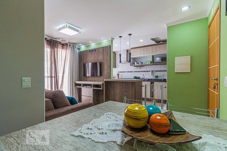 Sala de apartamento para alugar com 2 quartos, 53m² em Jardim Santo André, Santo André