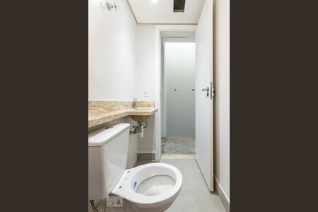 Casa de condomínio à venda com 93m², 3 quartos e 2 vagasBanheiro 