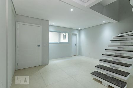 Sala  de casa de condomínio à venda com 3 quartos, 93m² em Vila Granada, São Paulo