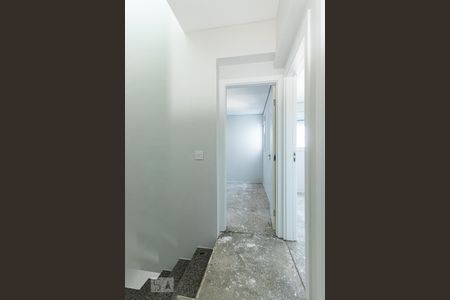 Casa de condomínio à venda com 93m², 3 quartos e 2 vagasCorredor 