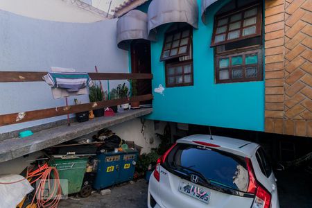 Casa à venda com 150m², 3 quartos e 2 vagas Casa à venda com 150m², 3 quartos e 2 vagasGaragem