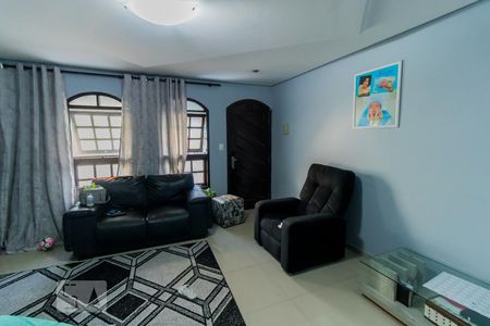Sala de casa à venda com 3 quartos, 150m² em Jardim Piratininga, São Paulo