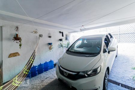 Casa à venda com 150m², 3 quartos e 2 vagas Casa à venda com 150m², 3 quartos e 2 vagasGaragem