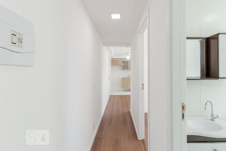 Corredor  de apartamento para alugar com 2 quartos, 40m² em Jardim São Savério , São Paulo