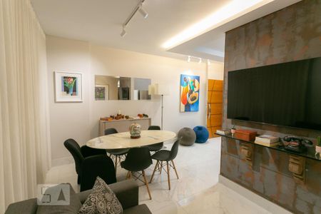 Sala de apartamento à venda com 2 quartos, 69m² em Carmo, Belo Horizonte