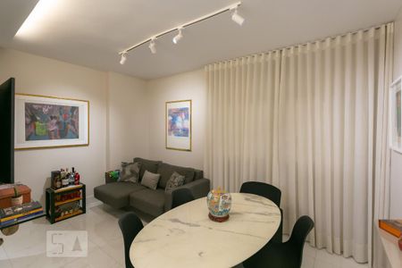 Sala de apartamento à venda com 2 quartos, 69m² em Carmo, Belo Horizonte