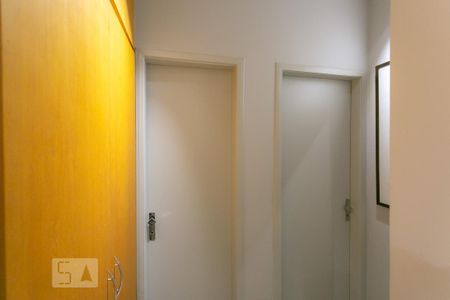 Corredor de apartamento à venda com 2 quartos, 69m² em Carmo, Belo Horizonte