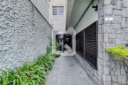 Apartamento à venda com 90m², 2 quartos e 1 vagaCorredor