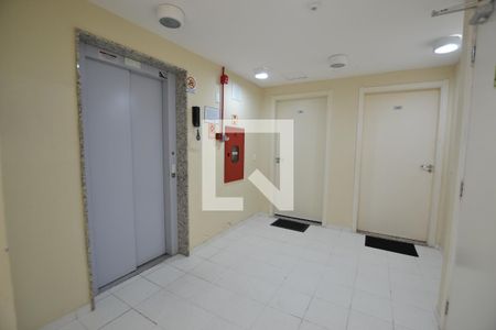 Apartamento à venda com 45m², 2 quartos e 1 vagaElevador