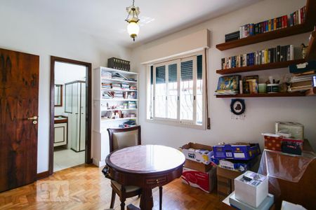 Suíte 1 de casa à venda com 3 quartos, 400m² em Planalto Paulista, São Paulo