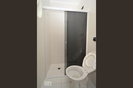Casa à venda com 298m², 3 quartos e 4 vagasBanheiro da Suíte 2