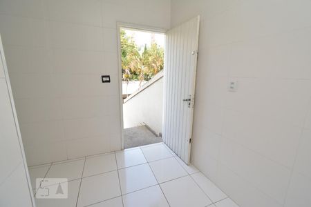 Casa à venda com 298m², 3 quartos e 4 vagas área de serviço