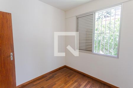 Quarto 2 de apartamento à venda com 3 quartos, 115m² em Santo Antônio, Belo Horizonte