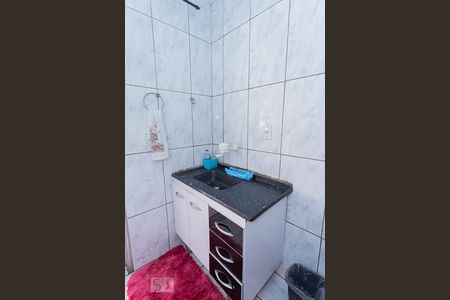 Kitnet de casa para alugar com 1 quarto, 20m² em Vila Zat, São Paulo