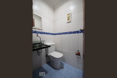 Lavabo de casa à venda com 3 quartos, 180m² em Veloso, Osasco