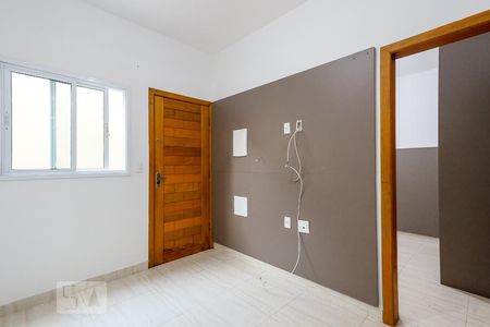 Sala de casa de condomínio para alugar com 2 quartos, 45m² em Vila Nova Mazzei, São Paulo