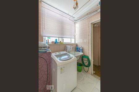 Apartamento à venda com 72m², 2 quartos e 1 vaga Apartamento à venda com 72m², 2 quartos e 1 vagaÁrea de Serviço