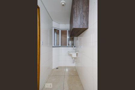 Casa de condomínio para alugar com 38m², 1 quarto e sem vagaÁrea de Serviço