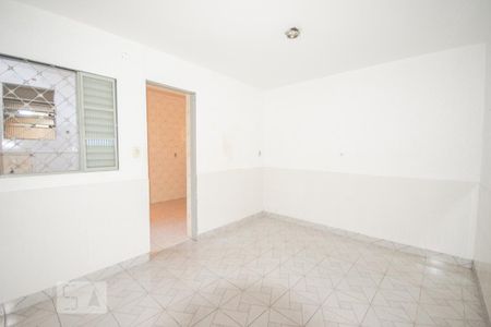 Quarto de casa para alugar com 1 quarto, 70m² em Vila Nilo, São Paulo