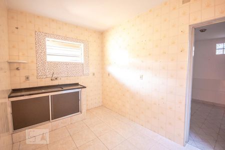 Cozinha de casa para alugar com 1 quarto, 70m² em Vila Nilo, São Paulo