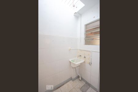Área de Serviço de casa para alugar com 1 quarto, 70m² em Vila Nilo, São Paulo