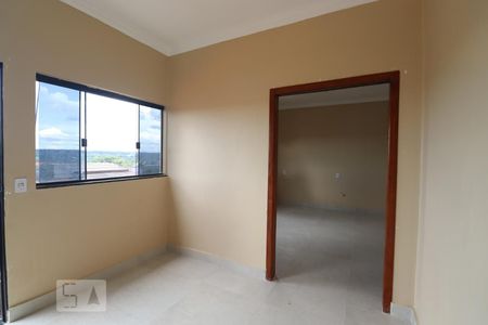 Sala 1 de kitnet/studio para alugar com 4 quartos, 60m² em Residencial Brisas da Mata, Goiânia
