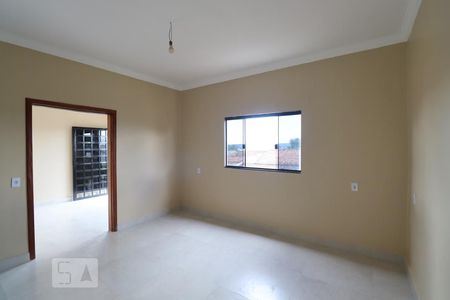 Sala 2 de kitnet/studio para alugar com 4 quartos, 60m² em Residencial Brisas da Mata, Goiânia