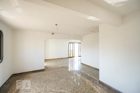 Sala de casa de condomínio à venda com 4 quartos, 520m² em Mooca, São Paulo