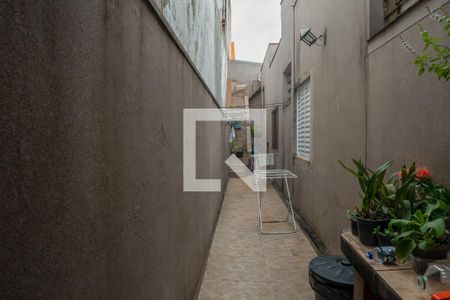 Casa à venda com 125m², 3 quartos e 2 vagasCorredor Externo