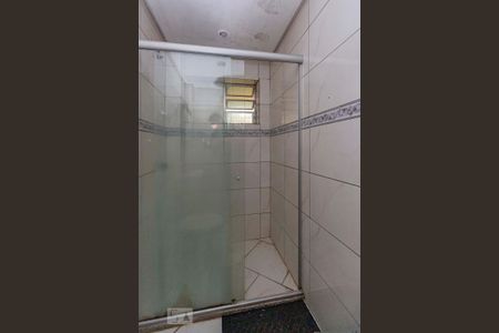 Apartamento à venda com 75m², 2 quartos e sem vaga Apartamento à venda com 75m², 2 quartos e sem vagaBanheiro
